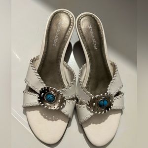 Naturalizer low heel with turquoise gem